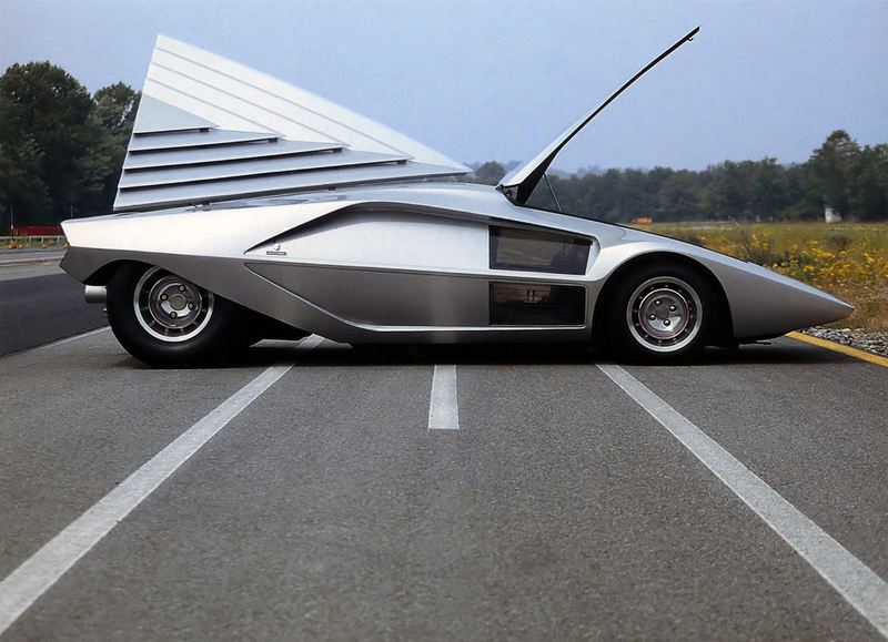 Illustration for article titled The Bertone Lancia Stratos HF Zero Was The Baddest Disco Spaceship Wedge